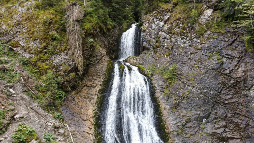 Cascada Vălul Miresei