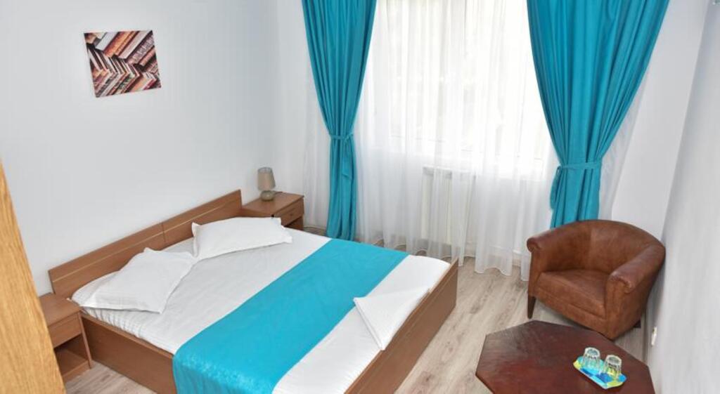 Q Hotel Neptun - 452