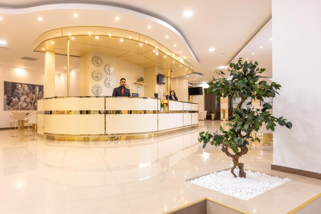 Hotel Sir Royal - 302