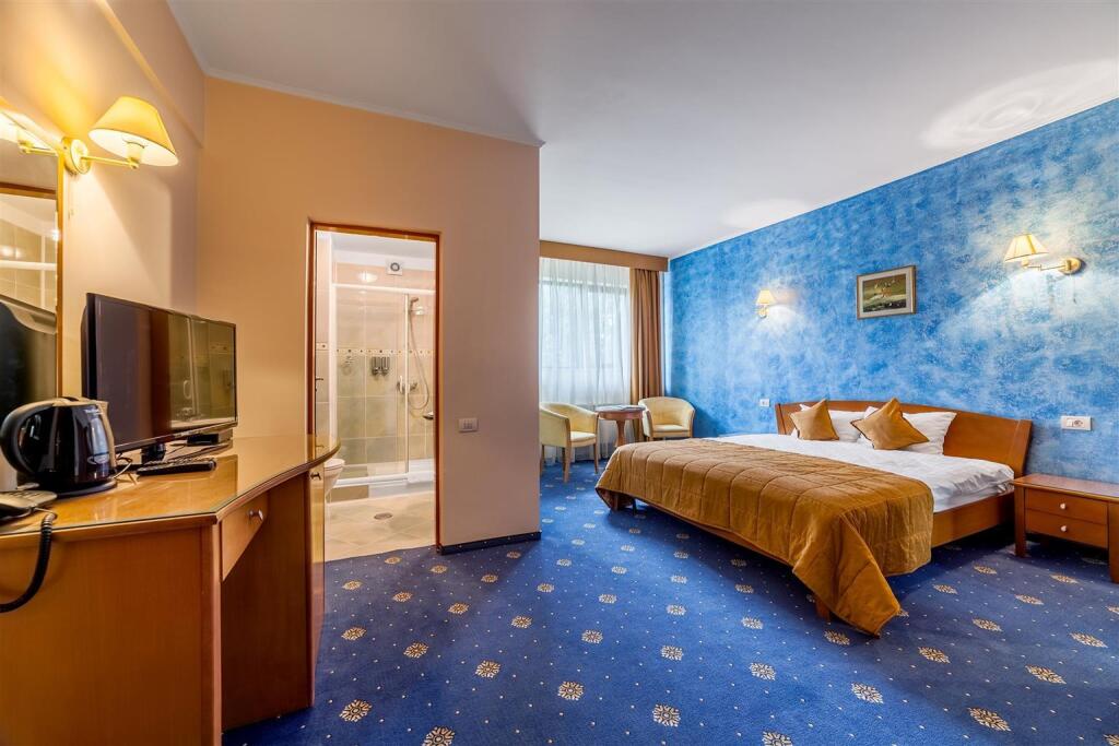 Hotel Sir Royal - 960