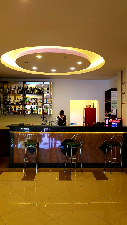 Hotel Sir Royal - 948