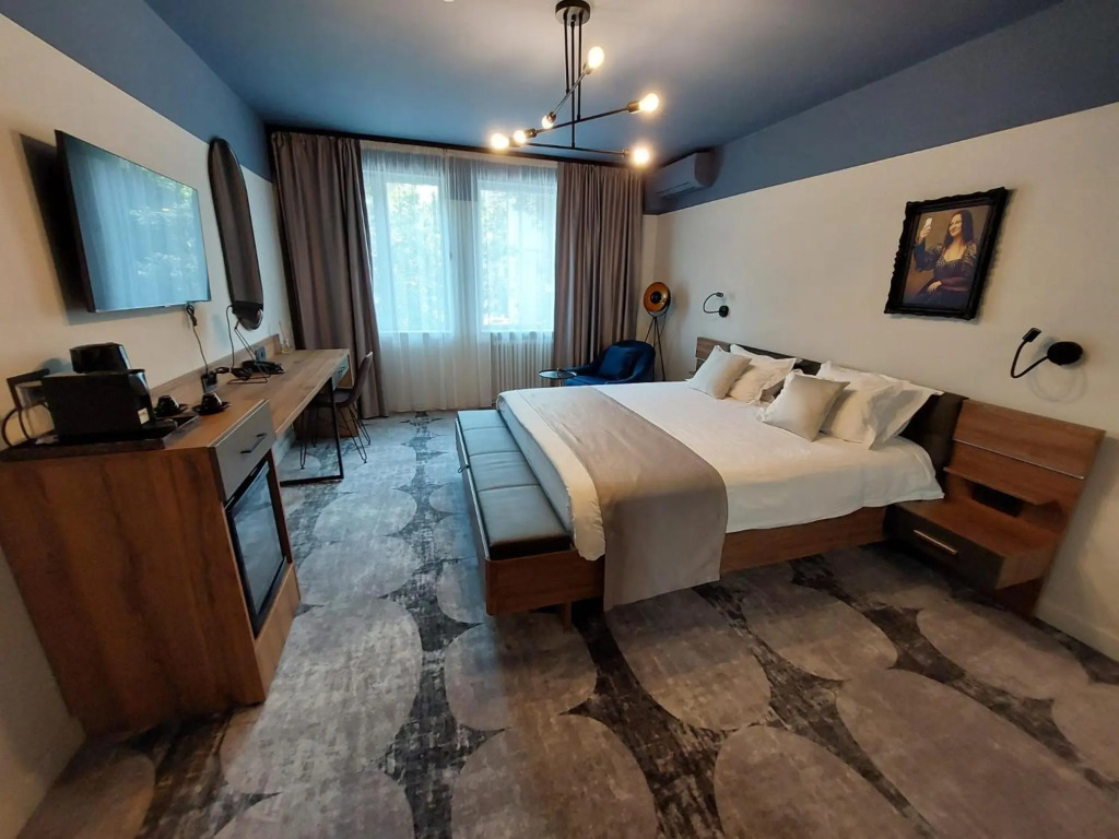 Bucharest Comfort Suites - 656