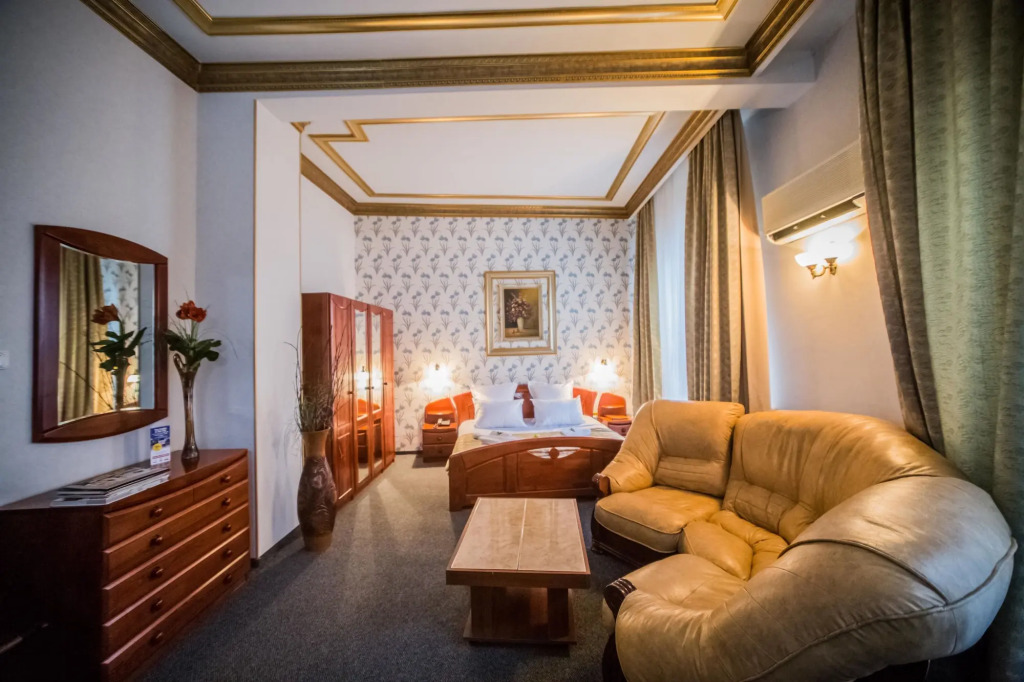 Bucharest Comfort Suites - 150
