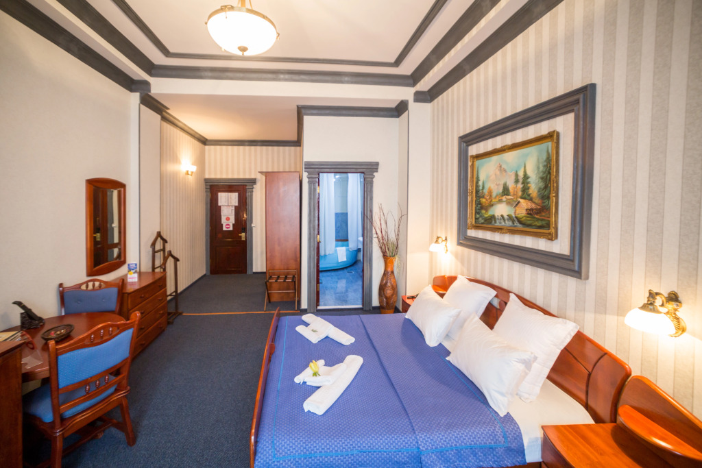 Bucharest Comfort Suites - 336