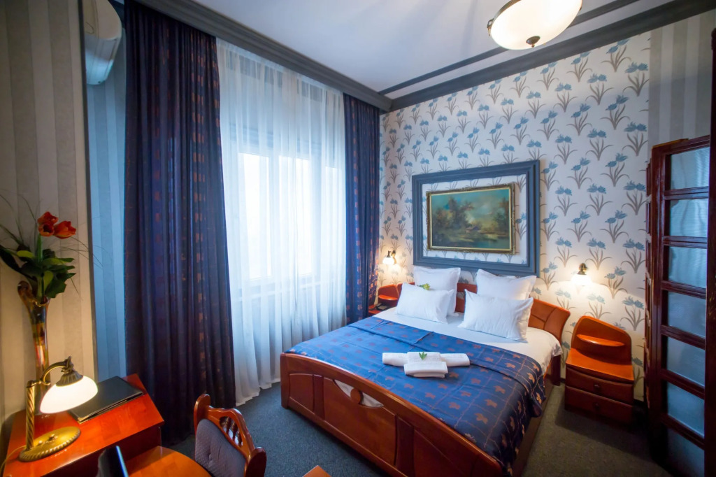Bucharest Comfort Suites - 388