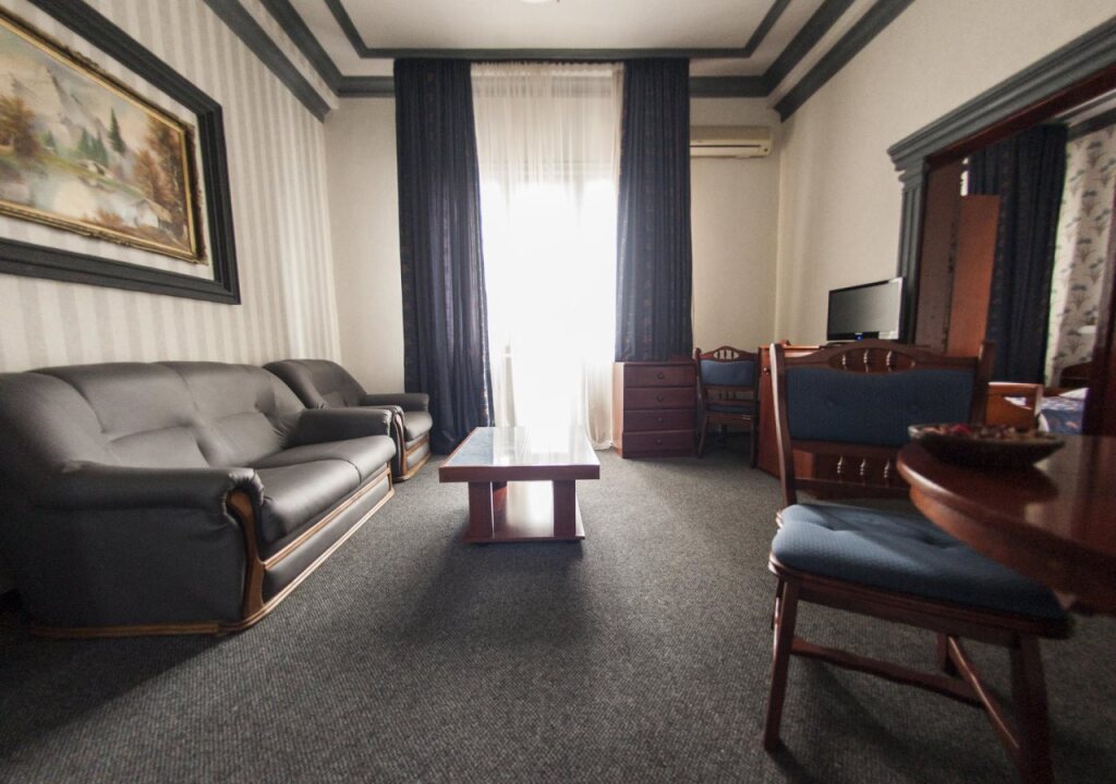 Bucharest Comfort Suites - 508