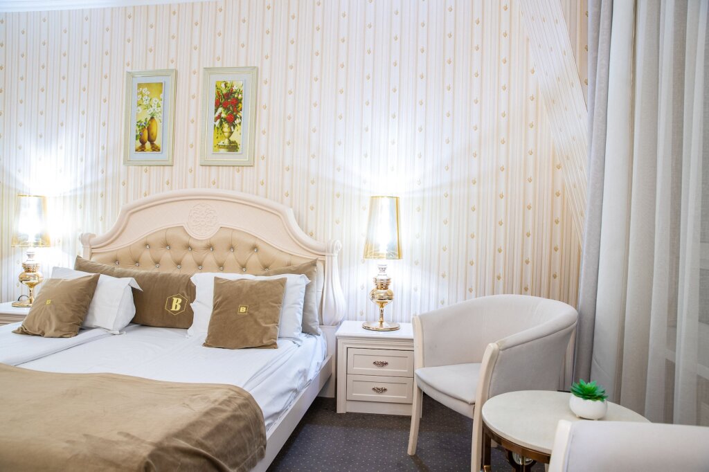 Hotel Carpathia - 280