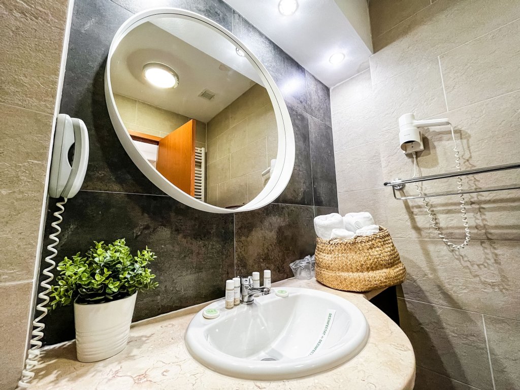 Hotel Carpathia - 596