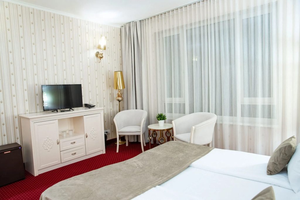 Hotel Carpathia - 756