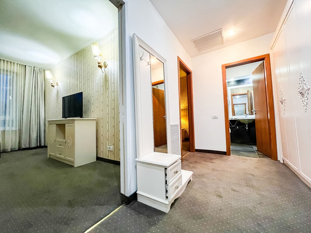 Hotel Carpathia - 829