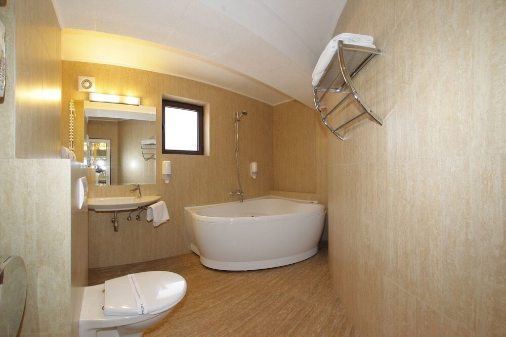 Eden Grand Resort - 368