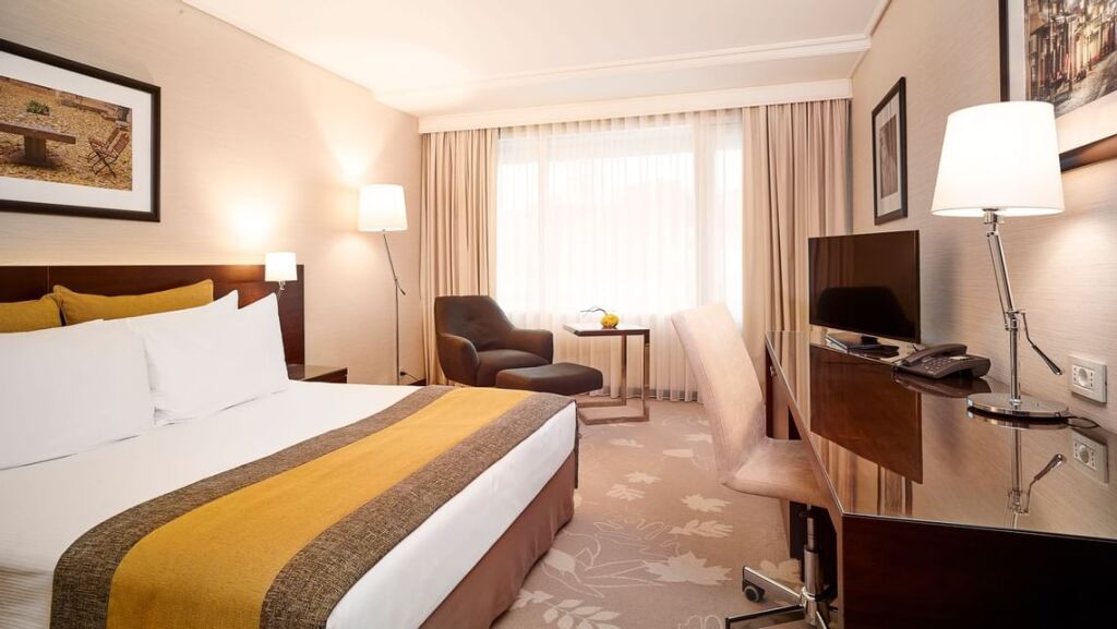 Crowne Plaza Bucharest by IHG - 790
