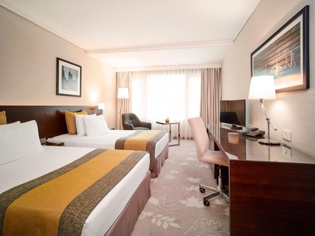 Crowne Plaza Bucharest by IHG - 896