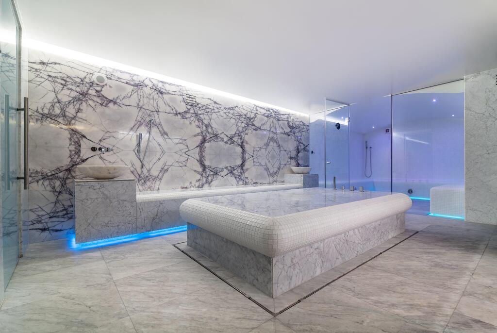 Crowne Plaza Bucharest by IHG - 657