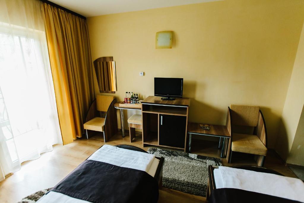 Hotel Dobsi - 187