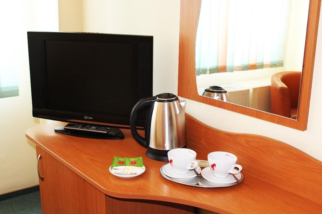 Elizeu Hotel - 785