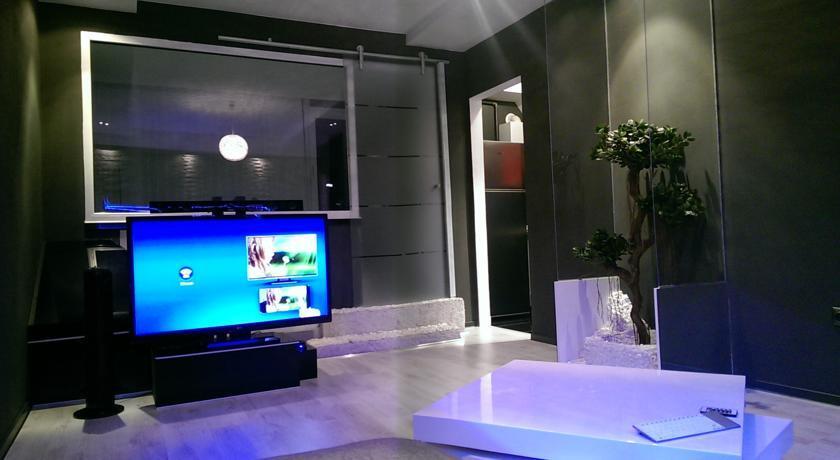 Excentric Studio - 678