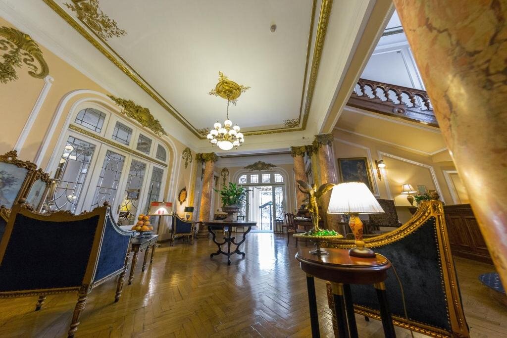 Grand Boutique Hotel - 685
