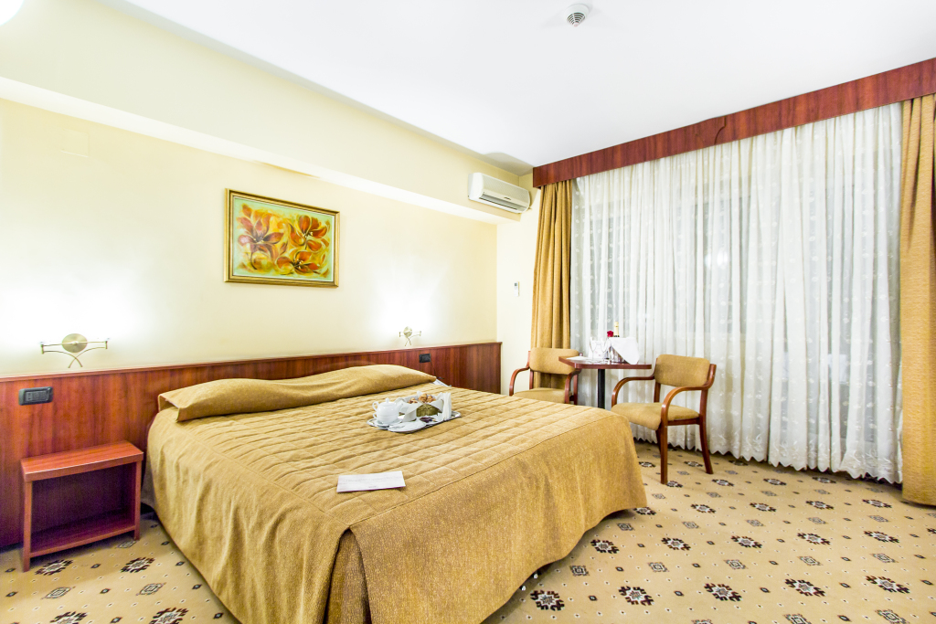 Hotel Caro - 921