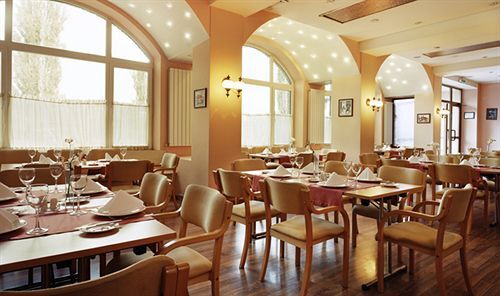 Caro Horoscop Hotel - 500