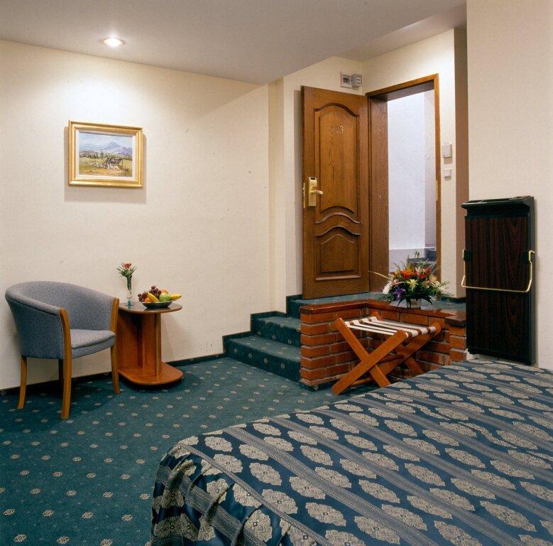 Caro Horoscop Hotel - 686