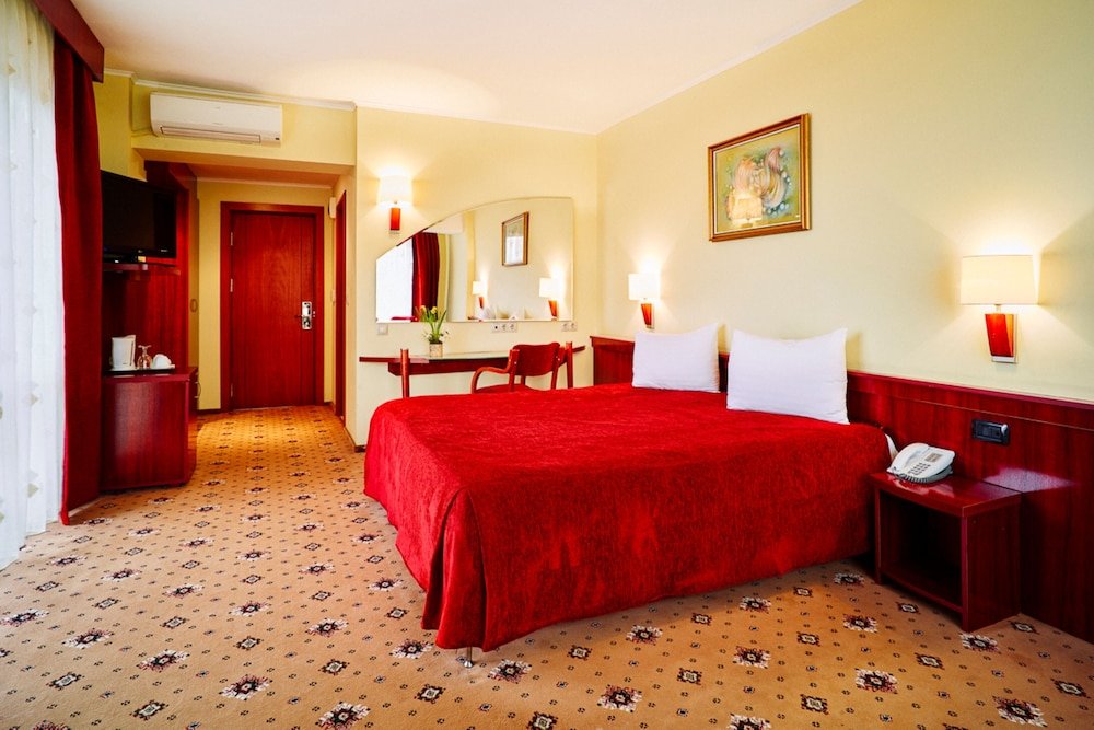 Caro Hotel - 326