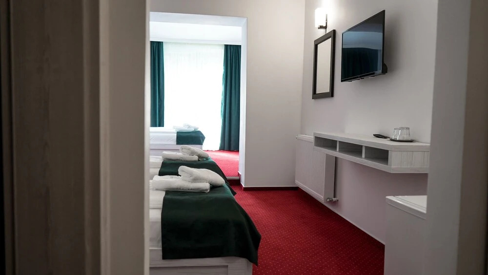Hotel Cirus - 701