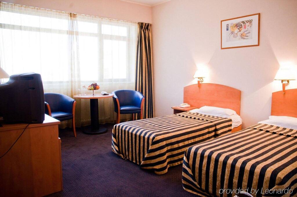 Hotel Class - 501