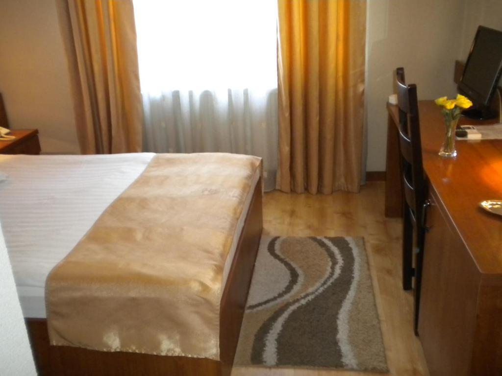 Hotel Crisana - 748