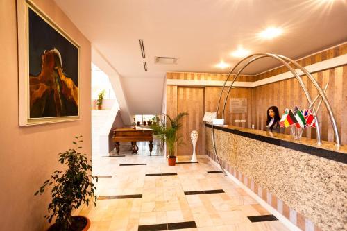 Belinda Hotel - 878