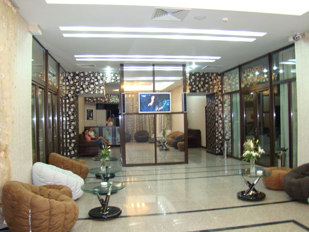 Hotel Helin Aeroport - 947