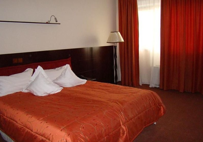 Hotel Helin Aeroport - 627