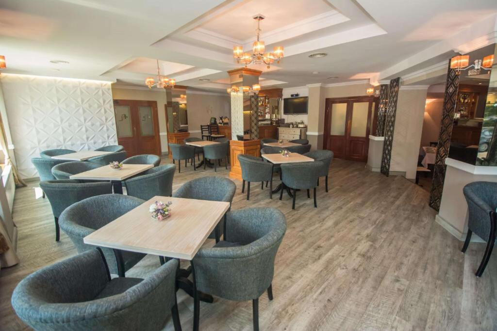 Best Western Plus Lido Hotel - 519