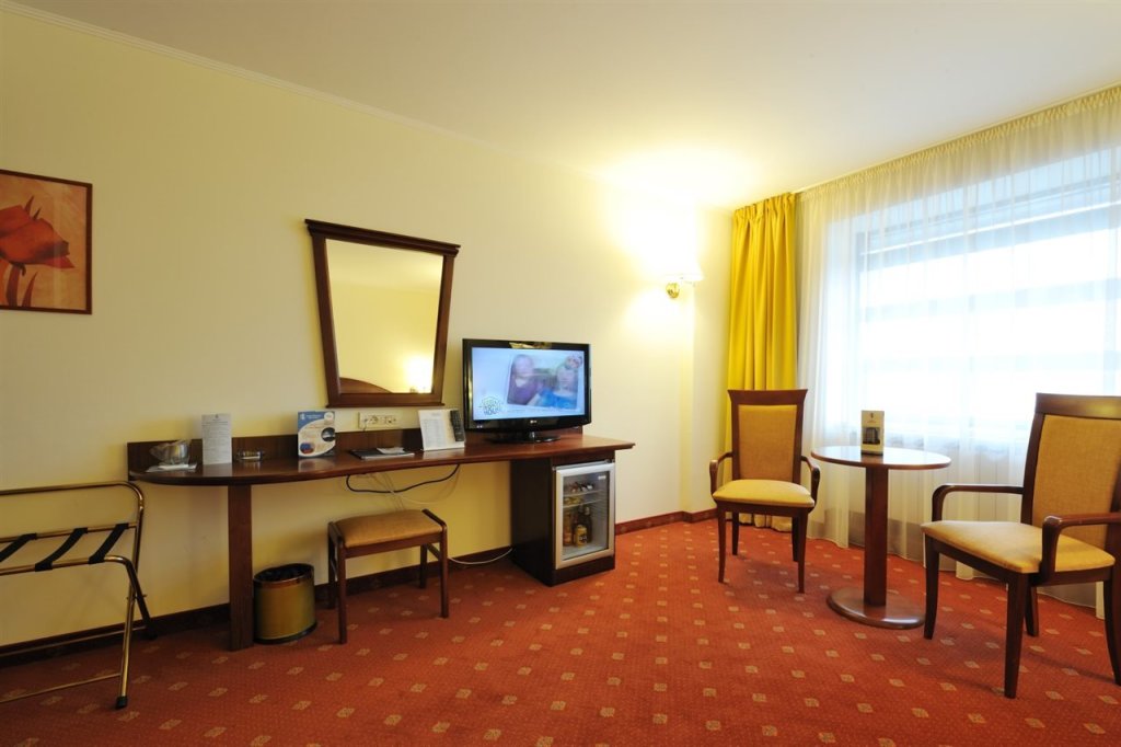 Hotel Minerva - 499