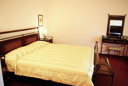 Hotel Monteoru - 887