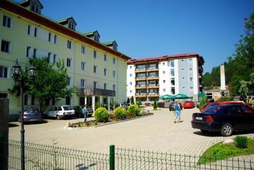 Hotel Monteoru - 582