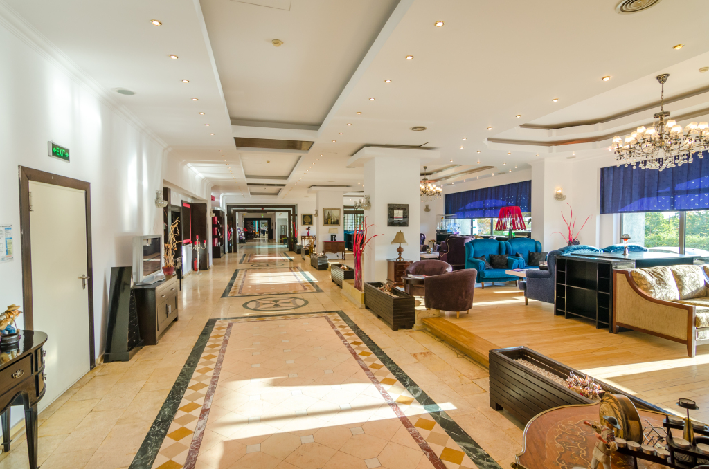 Hotel Phoenicia Express - 233
