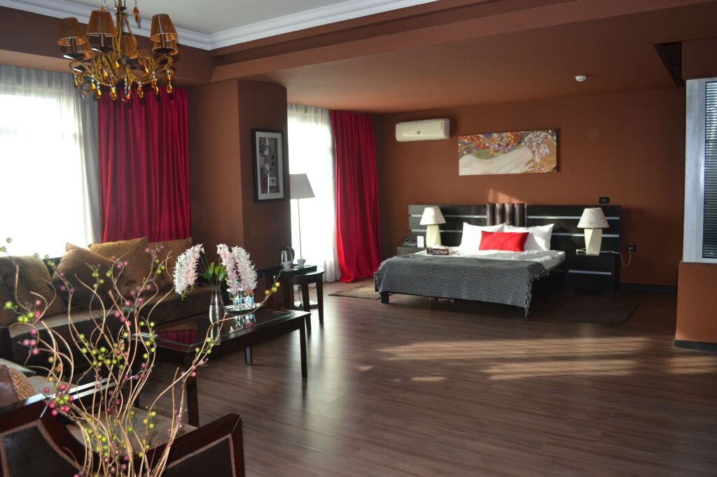 Hotel Phoenicia Express - 116
