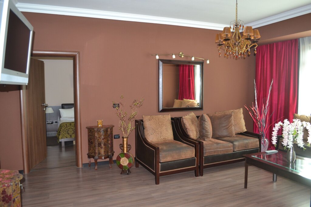Hotel Phoenicia Express - 441