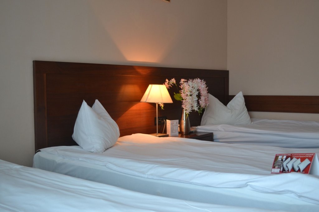 Hotel Phoenicia Express - 837