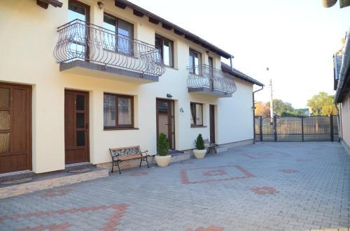 House Garden - 809