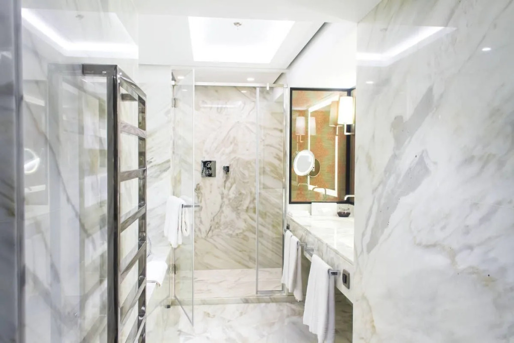 Sheraton Bucharest Hotel - 839