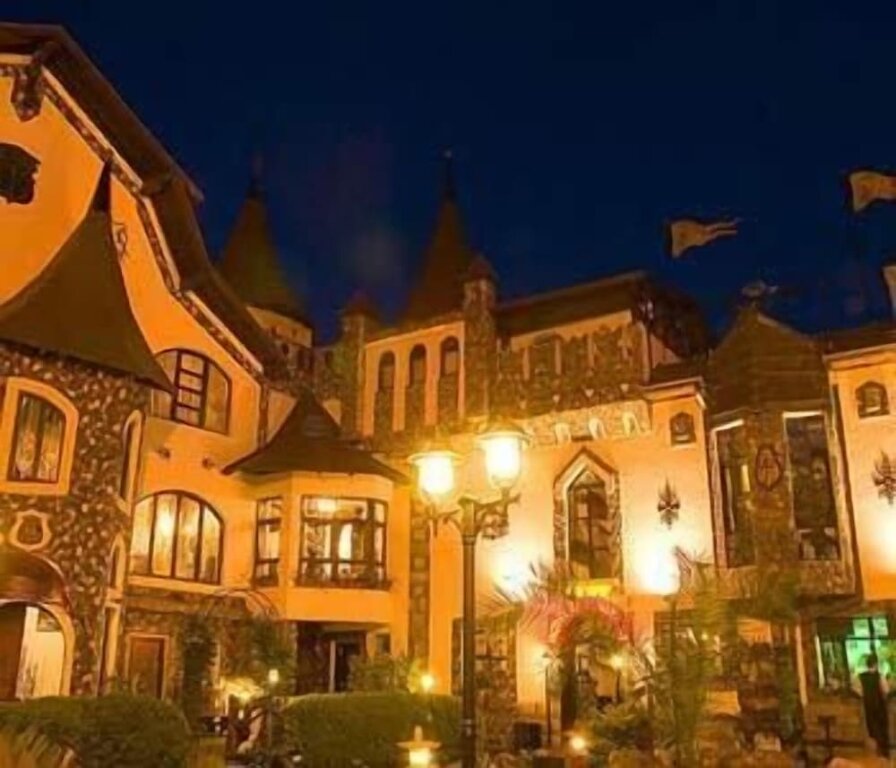 Hunter Prince Castle Hotel - 282