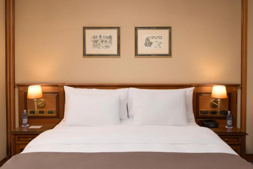 Grand Hotel Bucharest - 988