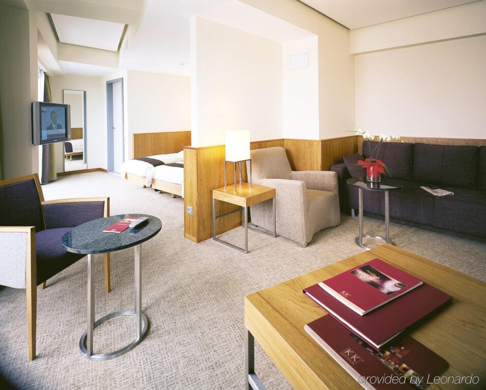 Peakture Hotel Bucharest - 725