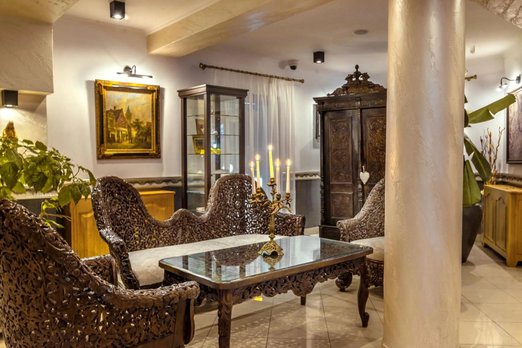 Hotel Korona - 667