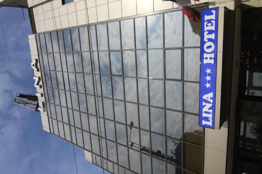 Lina Hotel - 947