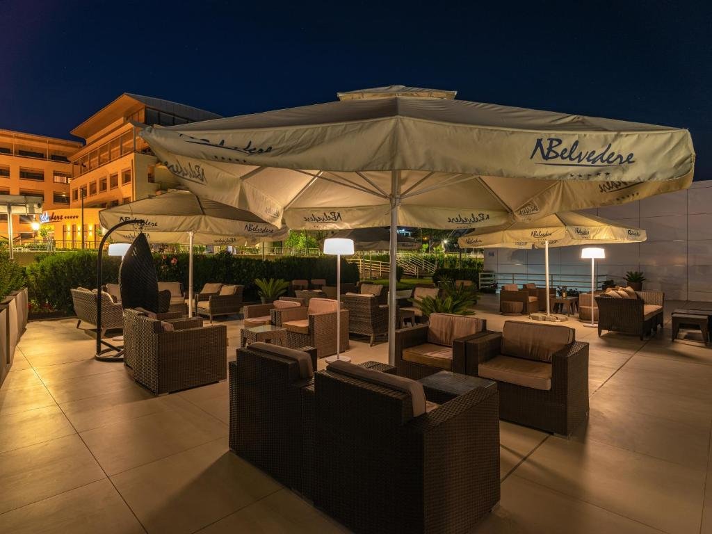 Hotel New Belvedere - 939