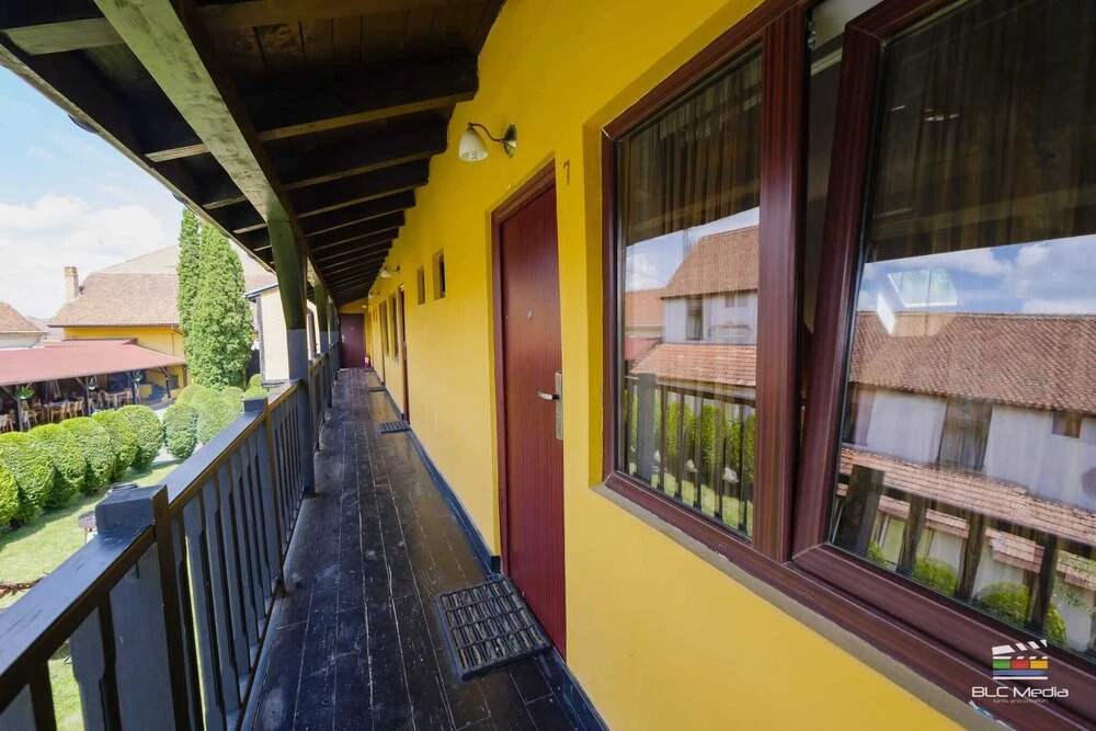 Cristian Inn - 559