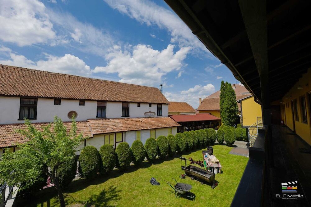 Cristian Inn - 474